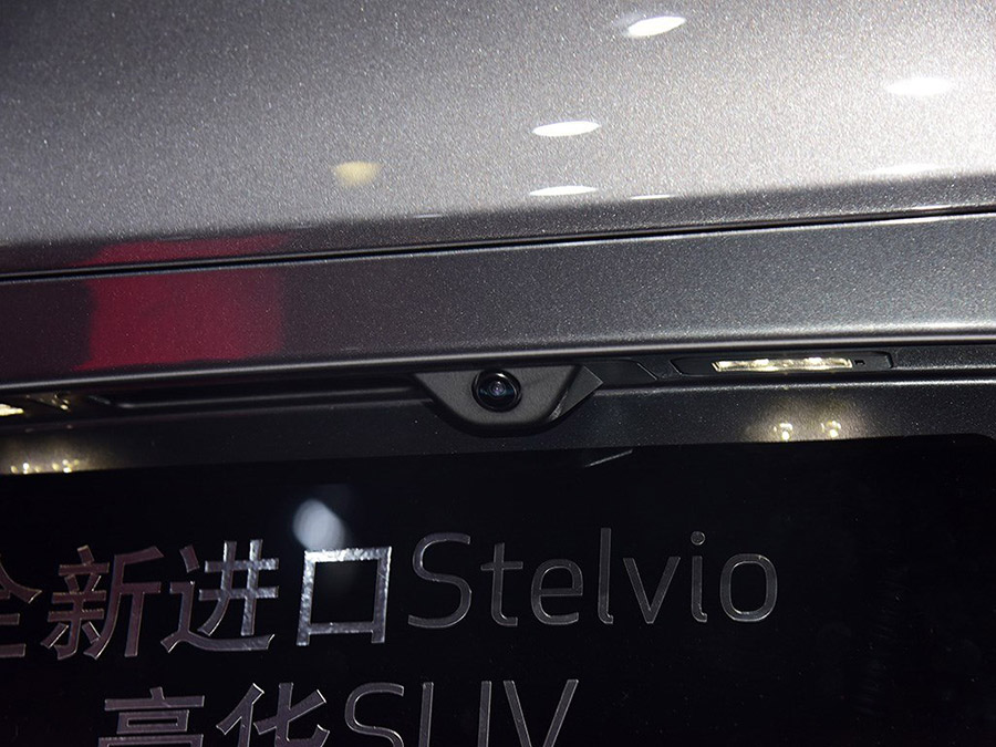 阿尔法罗密欧Stelvio国内正式上市 售价41.8万起