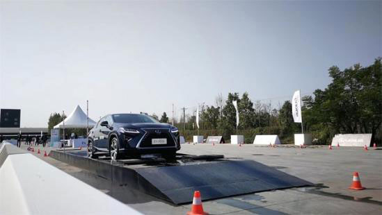 智同道合 LEXUS混动家族品鉴巡展郑州站圆满落幕