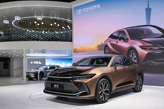 皇冠 SportCross跃动而来 豪华跨界车的闪耀时刻