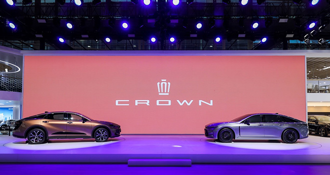 皇冠 SportCross跃动而来 豪华跨界车的闪耀时刻