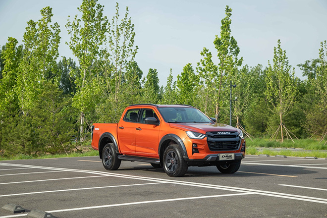 实力派皮卡助力旅居新生活 试驾江西五十铃D-MAX V-CROSS