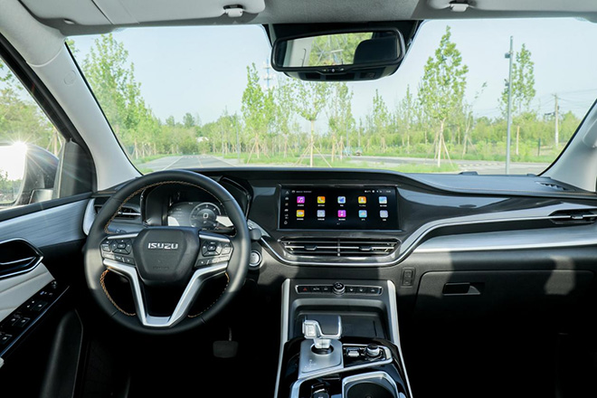 实力派皮卡助力旅居新生活 试驾江西五十铃D-MAX V-CROSS