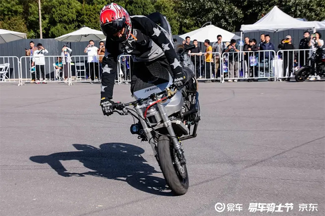 第三届易车骑士节成功举办 近千名摩友共襄京城机车嘉年华