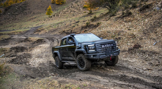 中国合法改装新突破 江铃大道飞将首批用户喜提新车