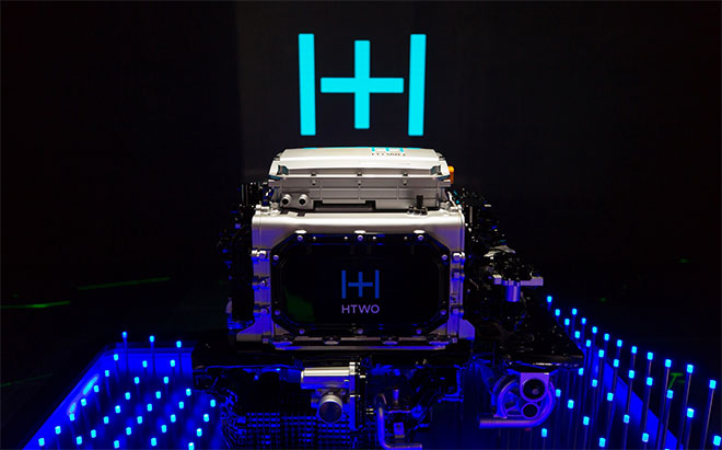 HTWO广州研发生产的氢燃料电池系统 