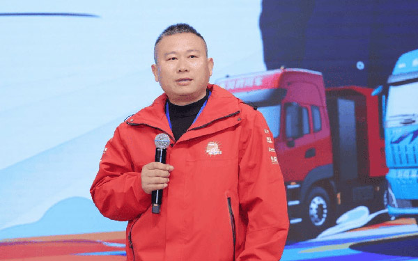 共创、创富、侠客：三位天龙哥的东风故事