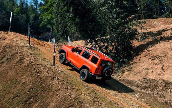 1.8万补贴叠加7年低息 礼上加礼超值购坦克300