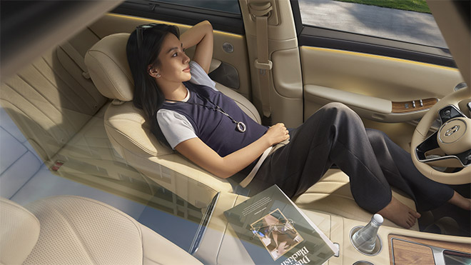 全新问界M7交付超十万