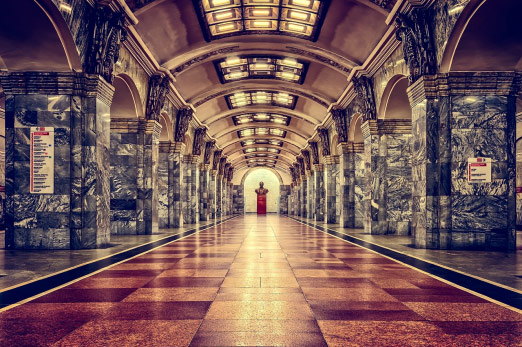 隐藏在地下的艺术殿堂——俄罗斯地铁