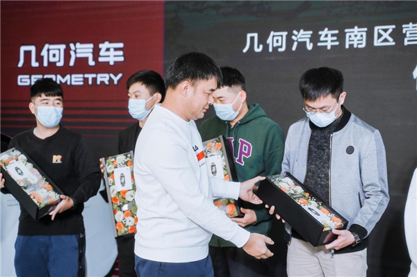 破百6.9秒 几何G6/M6南区正式上市