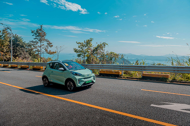 情人节礼物必推荐 奇瑞小蚂蚁2023款高颜值高品质