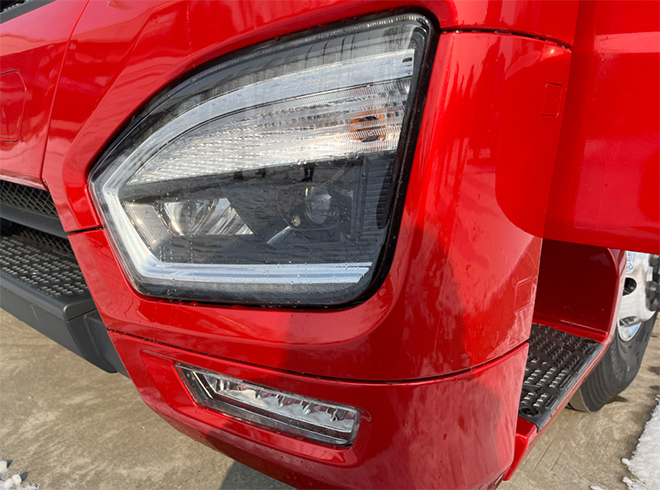 欧曼新est升级后的led大灯