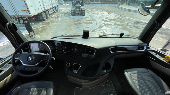 全新升级银河内饰欧曼新est惊艳亮相