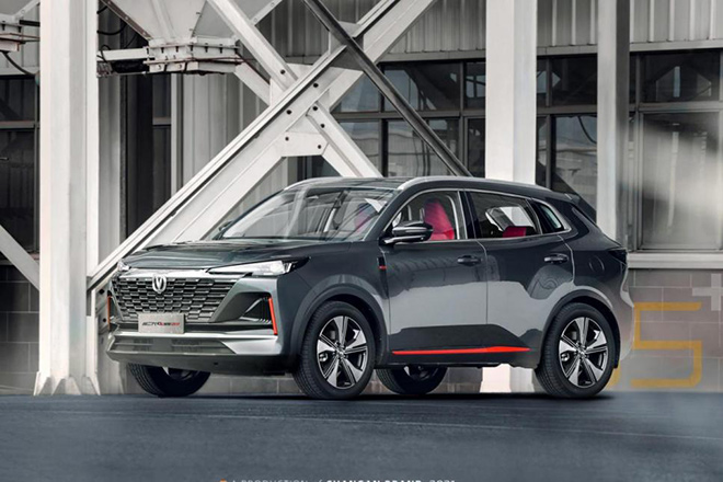 配置、动力全方面超越 第二代CS55PLUS 对比逍客