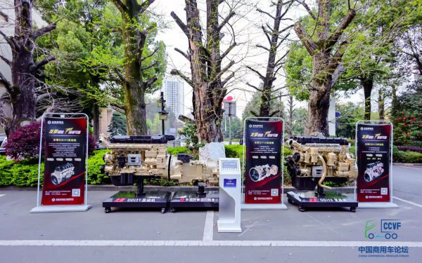 自主龙擎动力总成展示