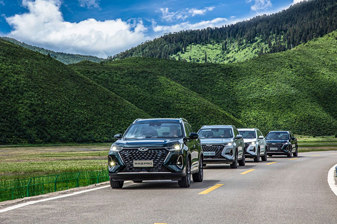 五/七座SUV品质首选 瑞虎8冠军家族全家出行的“最佳伙伴”