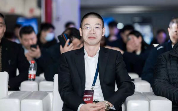 年省千万油费非神话 浙江大客户点赞欧曼自动挡真英雄_图片新闻