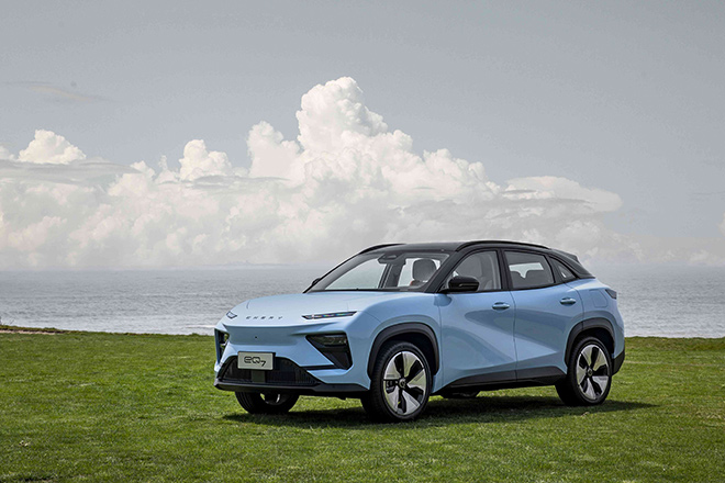 4月18日 奇瑞新能源中型纯电SUV eQ7 首发上海车展