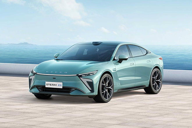 星纪元STERRA ES超舒适中大型电动轿车 