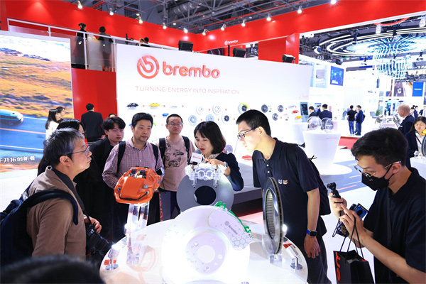 布雷博制动产品及技术现场讲解