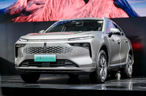 引燃成渝市场：魏牌双旗舰SUV“新摩卡/蓝山”亮相重庆车展