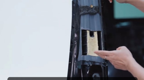 B柱复合材料增强件