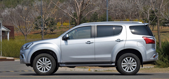 路亚良驹 五十铃牧游侠汽油版