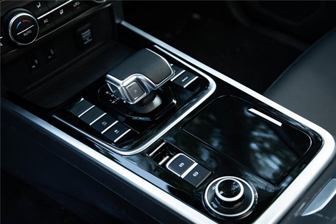 路亚良驹 五十铃牧游侠汽油版