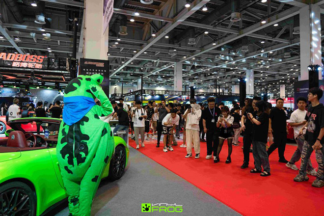 VINYLFROG青蛙改色膜引媒体关注 VINYLFROG青蛙改色膜引媒体关注