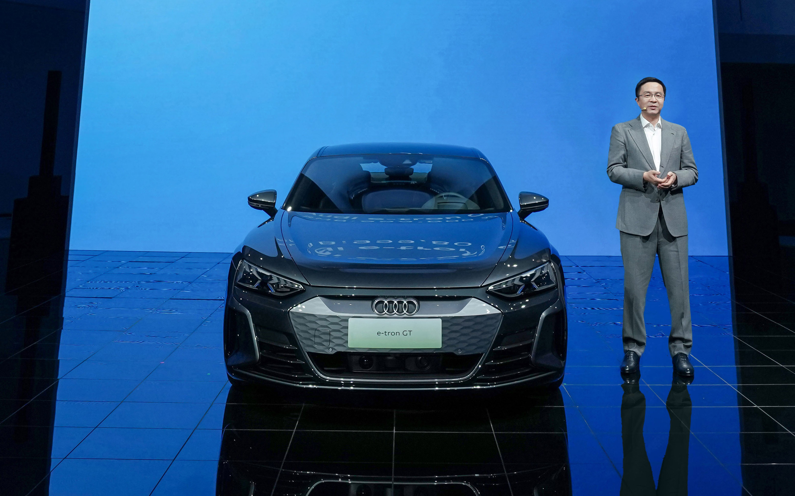 电入佳境 灵感奇遇 纯电豪华旗舰跑车Audi e-tron GT正式上市