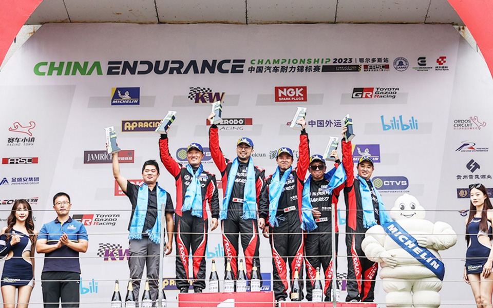 征服马背上的赛道，东风风神奕炫家族再夺CEC鄂尔多斯站双料冠军