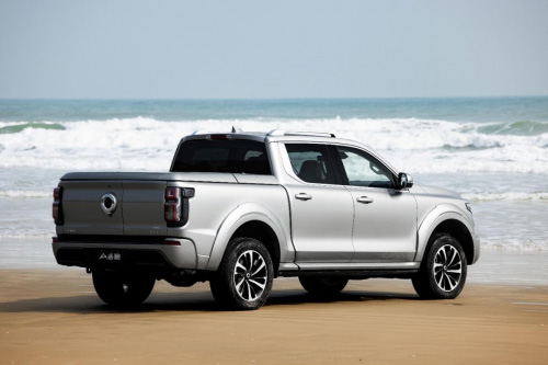 山海炮3.0T V6动力让梦想之地触手可及