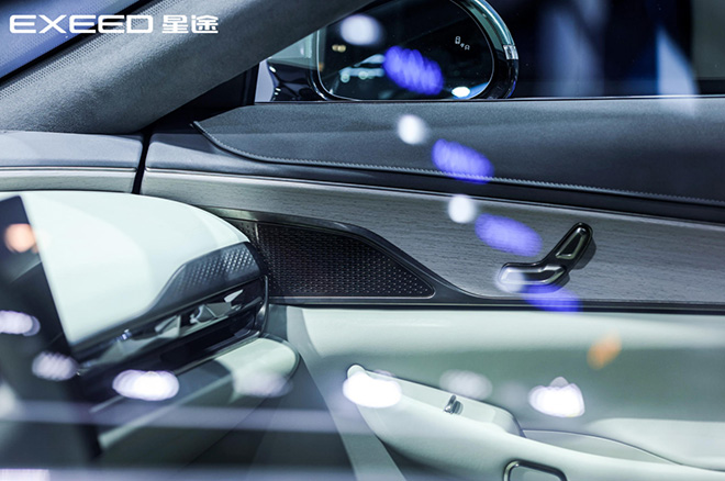 星途星纪元ES亮相成都车展 “世界级”实力超吸睛