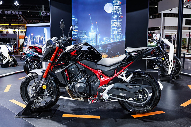 CB750 Honda HORNET CB750 Honda HORNET