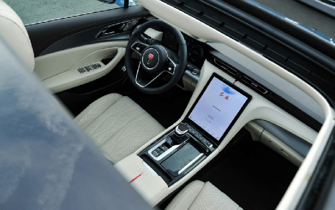 红旗HS5/HS3/H5/E-QM5获首批“零甲醛”汽车认证