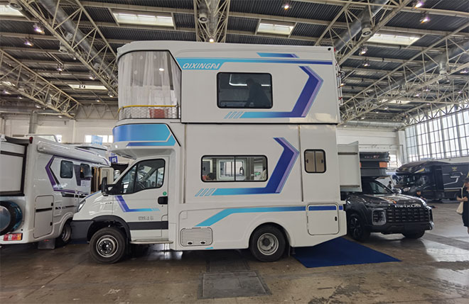 依维柯欧胜6.5吨底盘 “双层”房车成为市场新宠