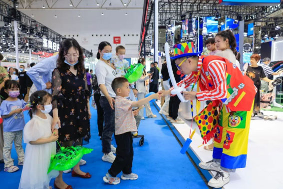 2023郑州国际车展的“显眼包 主打一个有意思 11月2-6日等你