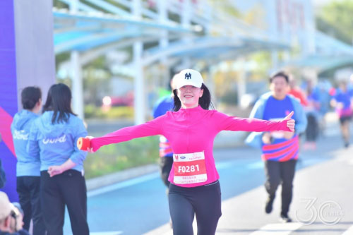 2023江铃汽车智慧工厂穿越跑”鸣笛开跑