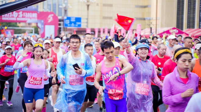 江铃大道实力护航2023年南昌马拉松 江铃大道实力护航2023年南昌马拉松