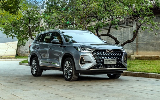 中型SUV 他们都不约而同选择了瑞虎8冠军家族