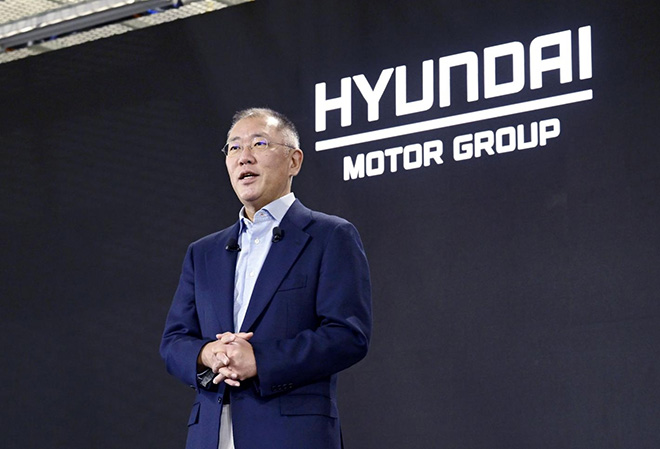 现代汽车集团郑义宣会长向全球员工发表新年贺词 现代汽车集团郑义宣会长向全球员工发表新年贺词