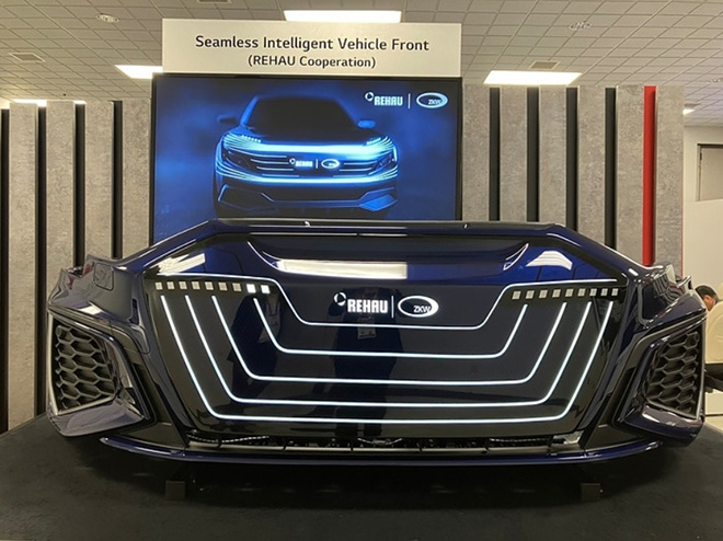 CES 2024：ZKW 和 LG 展示未来汽车照明系统