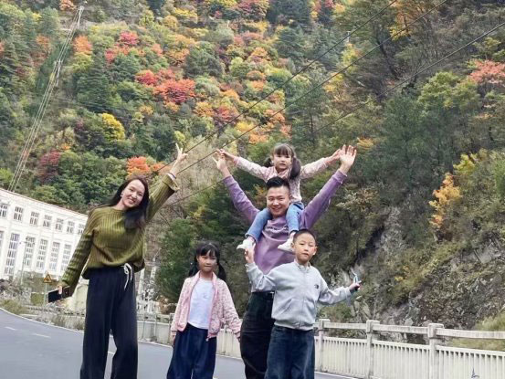 凯翼昆仑车主文先生 勇闯318国道 翻越险境见证国车品质 凯翼昆仑车主文先生 勇闯318国道 翻越险境见证国车品质