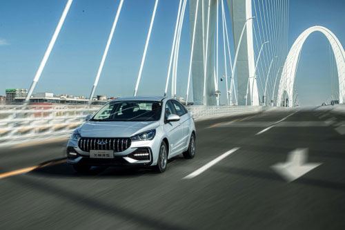 上班族Diss“节后综合症”必看 2024款艾瑞泽5惊喜价4.99万真宠粉