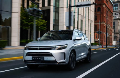 火力全开 AITO问界新M7上市170天 交付量突破10万台