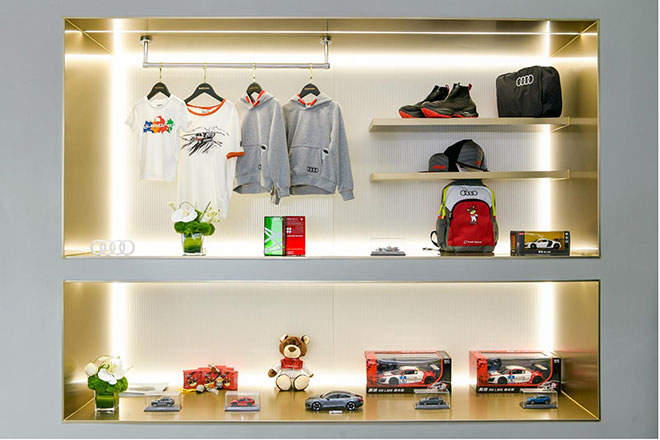Audi e-tron Space深圳卓悦中心店多元潮流的店面陈设