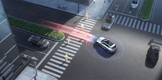 问界新M5亮相华为鸿蒙生态春季沟通会 红色外观超惹眼