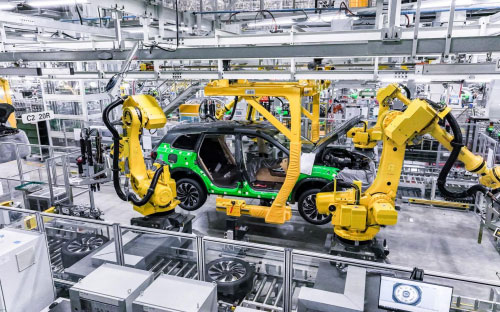 AITO问界全系持续热销，赛力斯汽车铸就高端新能源汽车品质_图片新闻