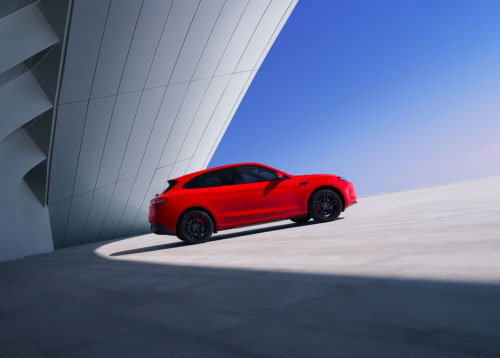 引领风尚 驭享未来 与问界新M5一起潮流出行