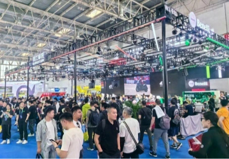 音乐与速度的交响 QJMOTOR携手任贤齐共创“齐迹”